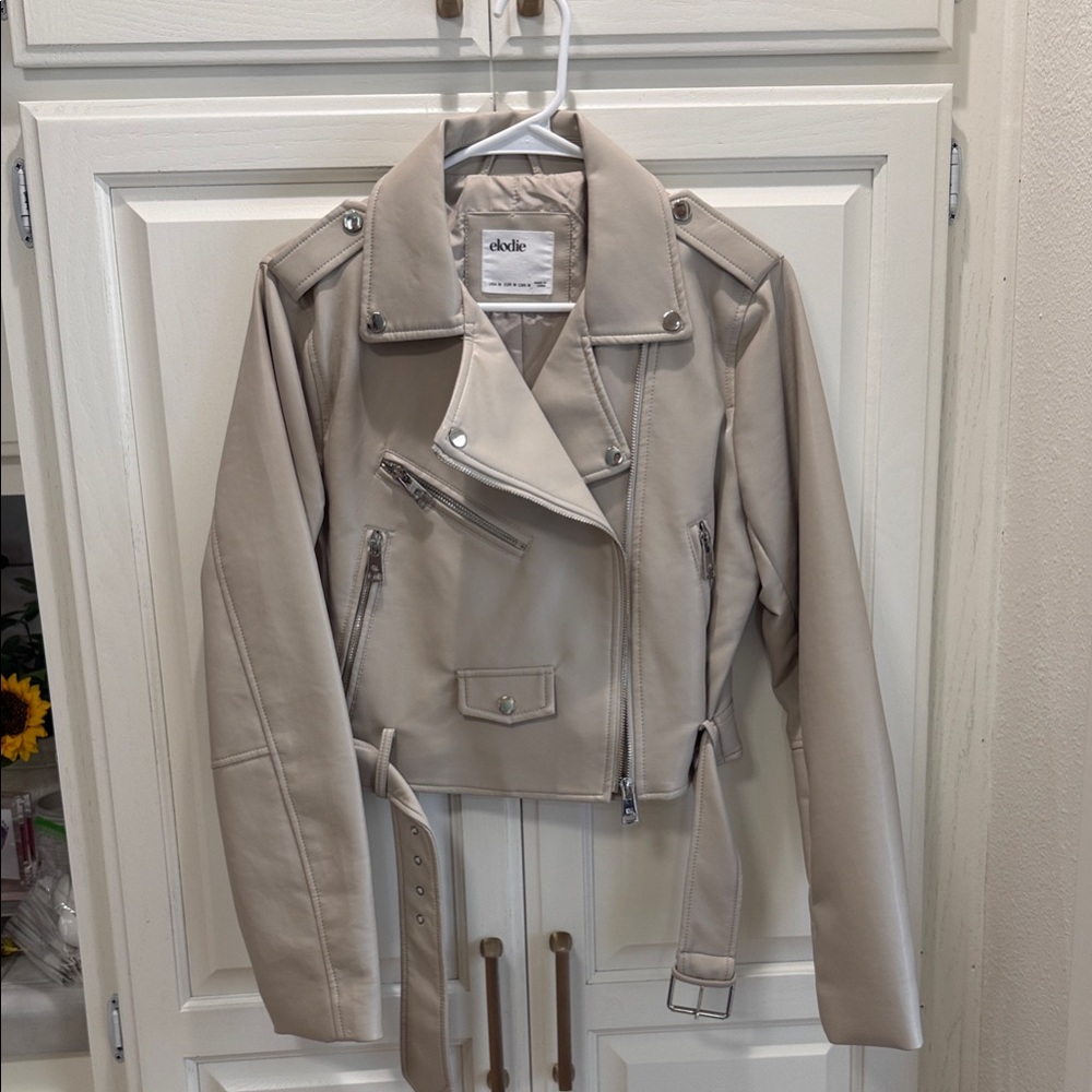 Elodie Beige Cropped Moto Jacket